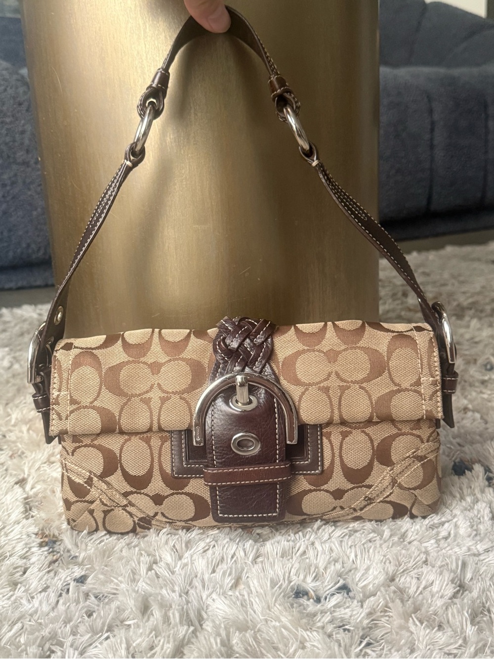 COACH VINTAGE 2005 BROWN SIGNATURE SOHO DEMI FLAP